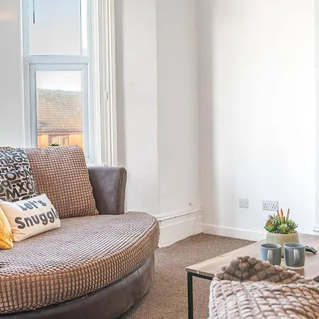 Spacious 3 Bedroom Barrow-in-Furness